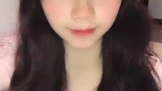 漂亮小姐姐，美乳翘臀大长腿，残暴啪啪两炮，白毛巾战神精彩大秀观赏效果佳