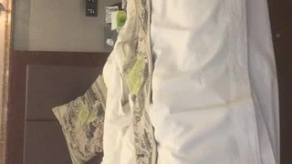 【清纯少妇致命诱惑】晨勃炮 30岁良家 打扫卫生 客厅被老公干 肤白穴粉 倒立口交难度高