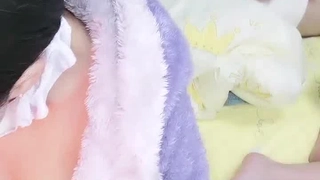 【土豪玩物】狗狗舔B~双女互摸3P大战~滴蜡~