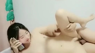 【原版无水印】女神 ！女神 ！大波浪黄发美少女 ，身材一流白嫩美乳，带上黑框眼镜 ，脱光光诱惑